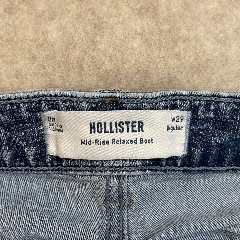 Hollister Mid Rise Relaxed Boot Medium Wash Blue Denim Jeans Womens Size 29 Reg - Picture 4 of 10